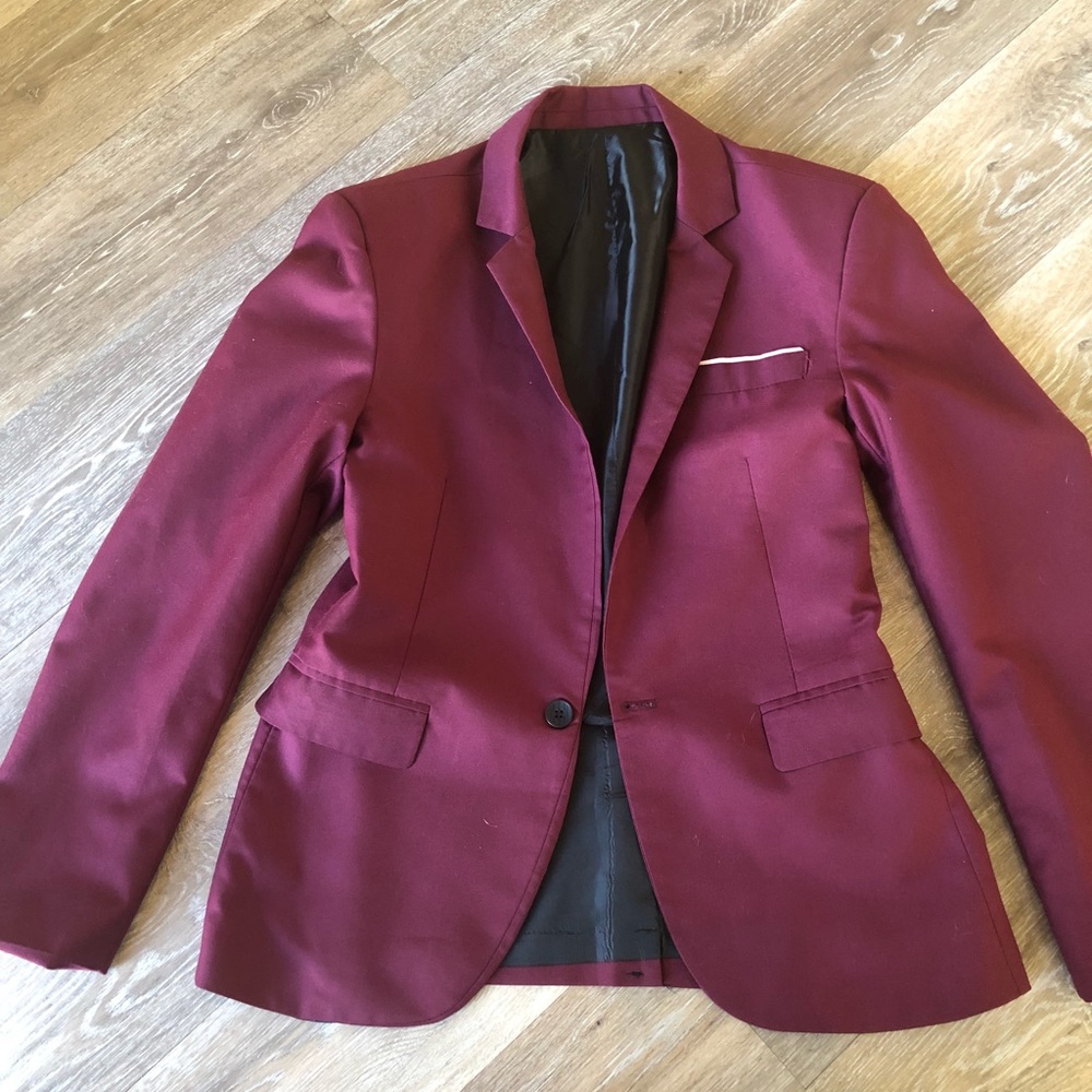 Burgundy slim fit suit coat